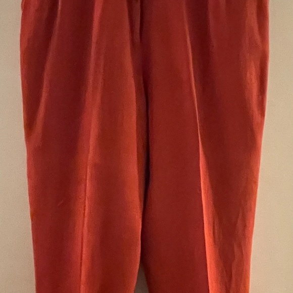 Doncaster Linen Pant Suit - Picture 8 of 8